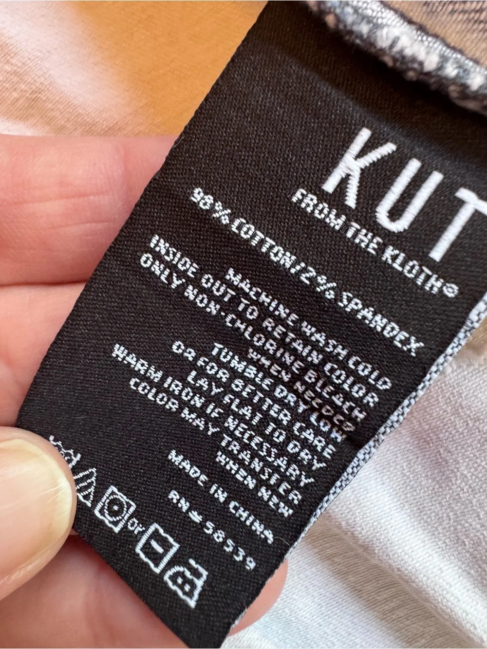 KUT from the Kloth Kara jacket acid wash stretch-cotton denim Size L